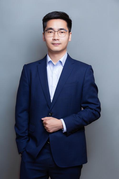 杨树勋视觉与舞美负责人